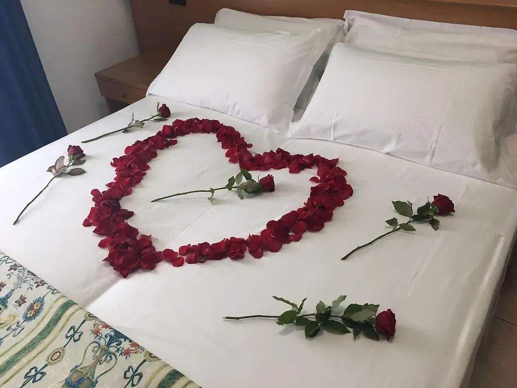 Hotel Sole 에라클레아 마레