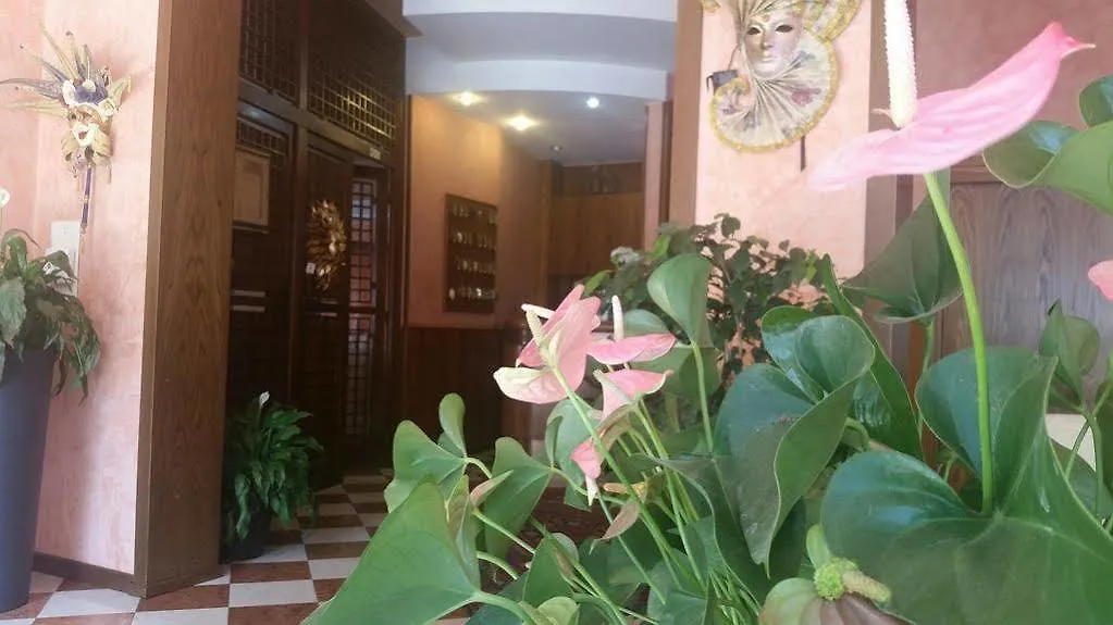 Hotel Sole 에라클레아 마레